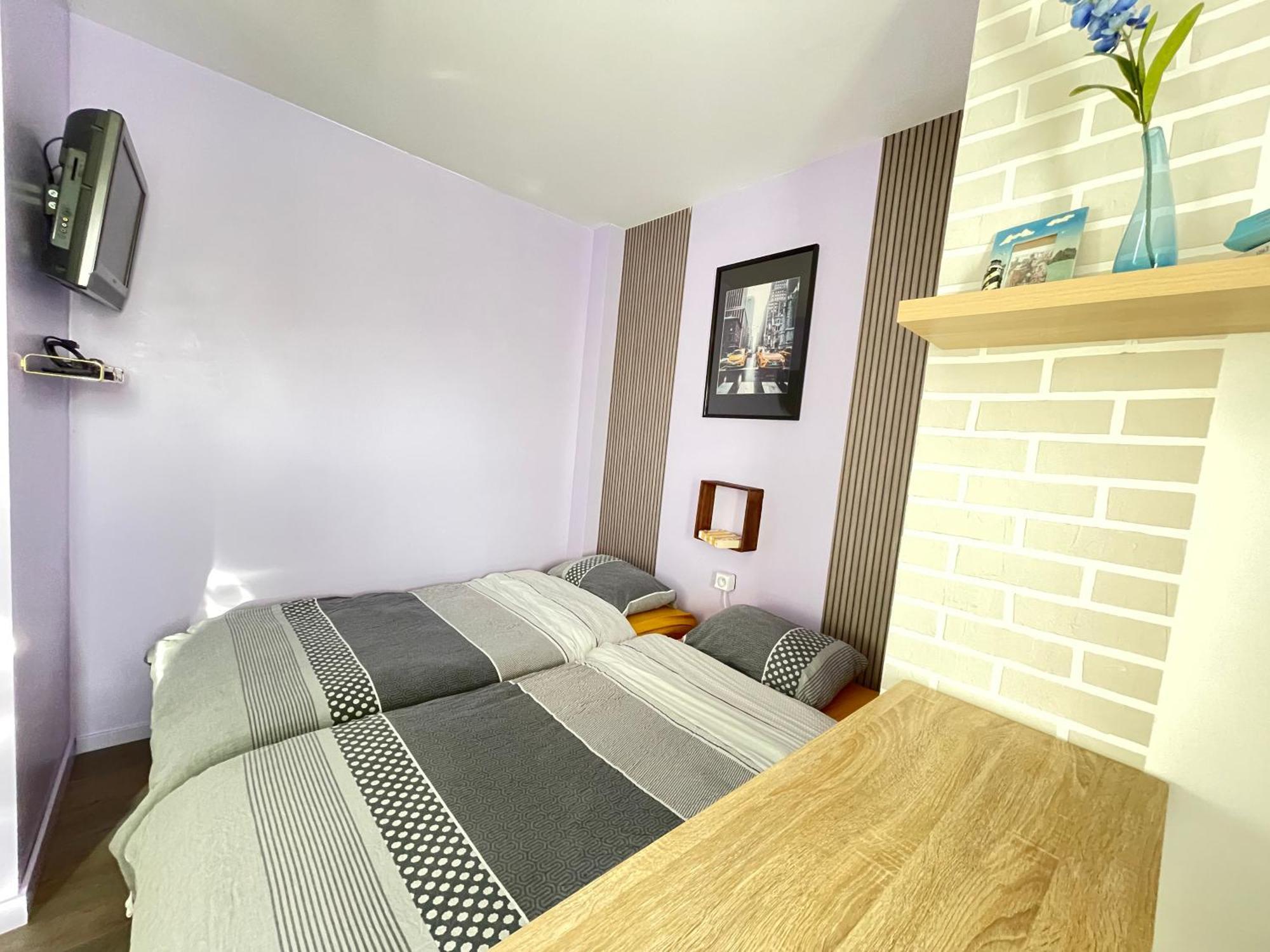 Cozy Compact Studio France แซ็ง-ลุยส์ ภายนอก รูปภาพ